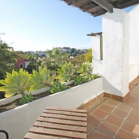South Faced 4 Bdrm Townhouse With Pool In *