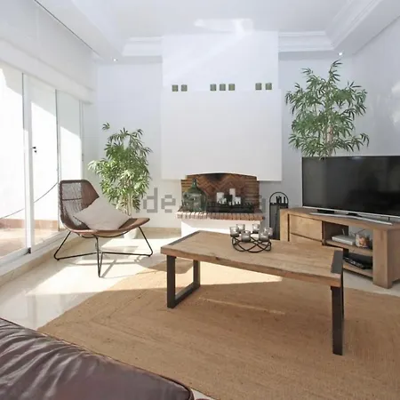 Holiday home South Faced 4 Bdrm Townhouse With Pool In